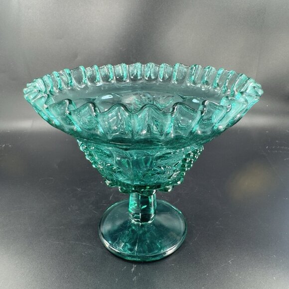 Westmoreland Laurel Green Paneled Grape Pedestal Compote Bowl Dish Wavy Edges - Picture 11 of 14